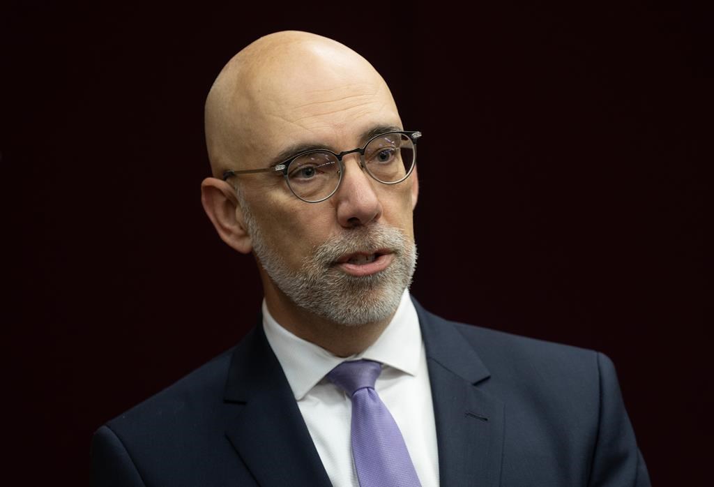 La Défense nationale prévoit des dépenses en capital sans précédent, dit le DPB
