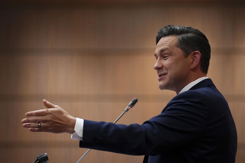 Poilievre resserrerait les peines pour les voleurs de véhicules récidivistes