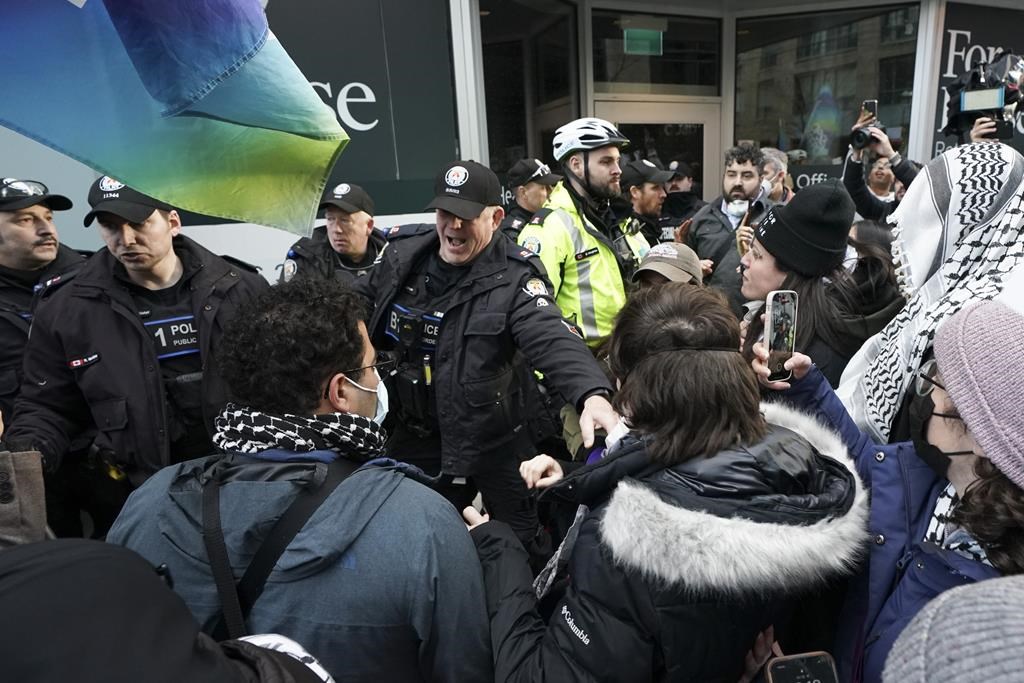 La police de Toronto a arrêté deux personnes lors d'une manifestation «pro-palestine»