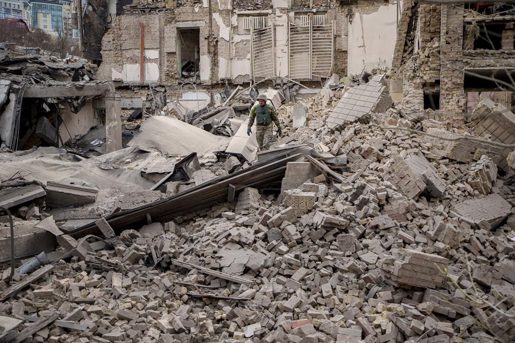 Affaires mondiales confirme que deux autres Canadiens sont morts en Ukraine