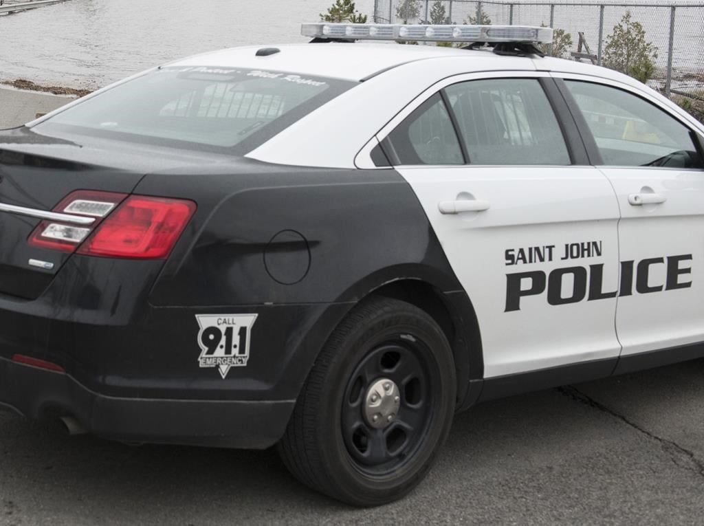 Un incendie dans une tente a coûté la vie à deux personnes au Nouveau-Brunswick