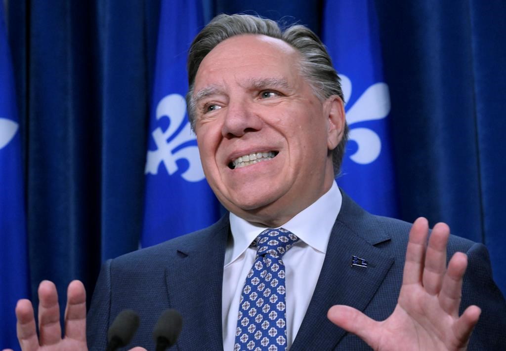 Déversement à Châteauguay et Kahnawake: Legault veut rassurer la population