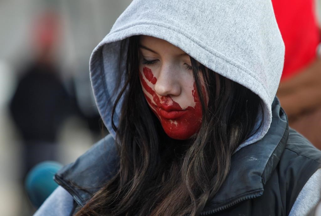 Les proches d'Autochtones assassinées au Manitoba attendent des fouilles du dépotoir