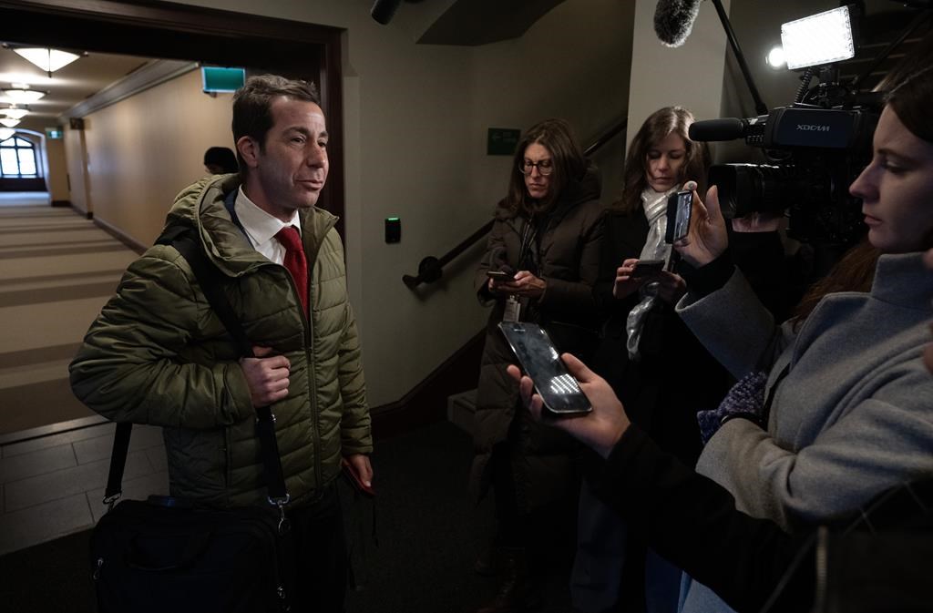 Le député Anthony Housefather reste indécis sur son avenir chez les libéraux