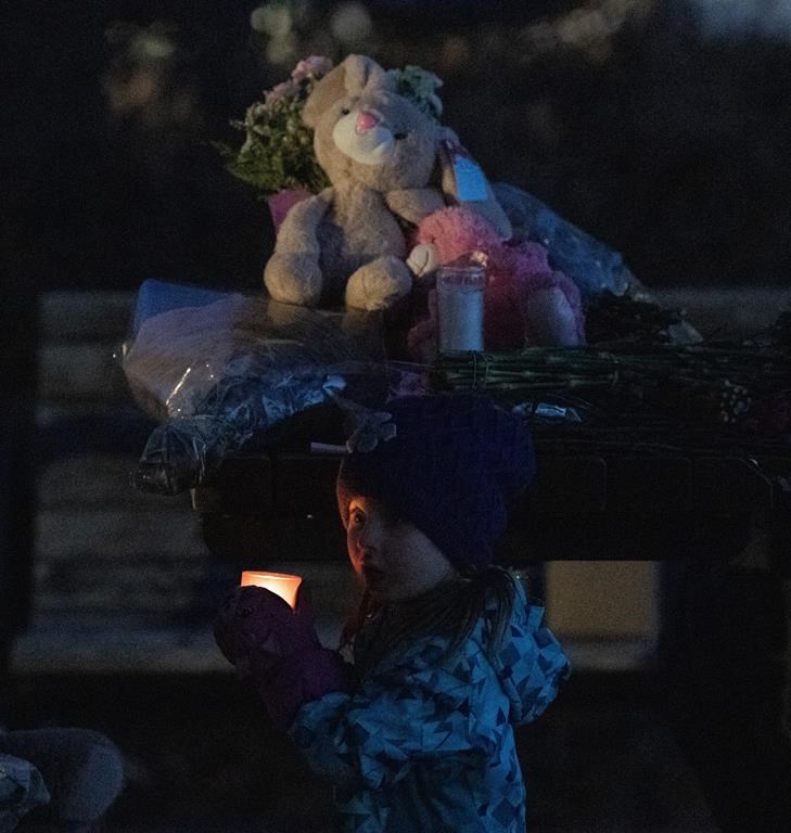 Le suspect dans les meurtres à Ottawa avait été fêté par la famille