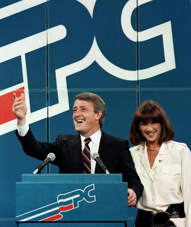 La Ville de Baie-Comeau rend un vibrant hommage à Brian Mulroney, décédé jeudi