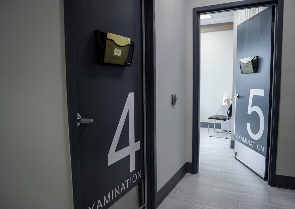 De plus en plus de médecins de famille dispensent des soins spécialisés au Canada
