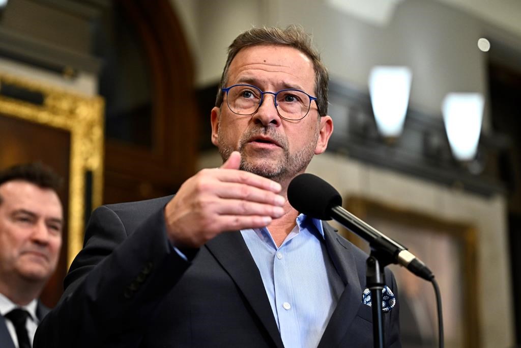 Le Bloc défend la possibilité que Poilievre ait recours à la clause dérogatoire