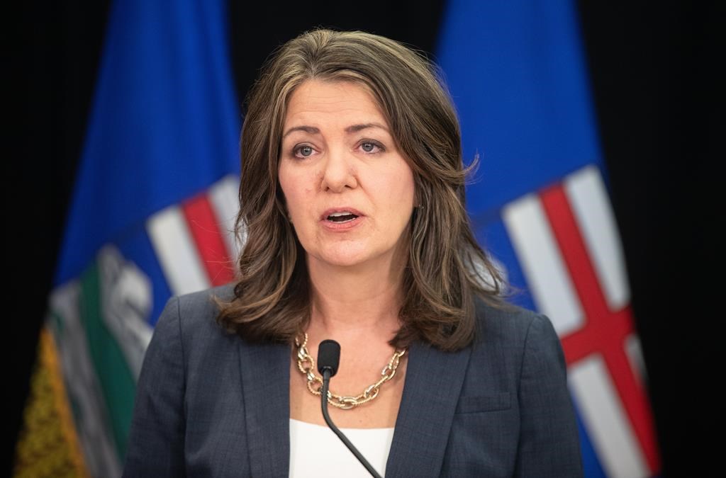 Un projet de loi de l'Alberta conteste le financement fédéral au-dessus des provinces