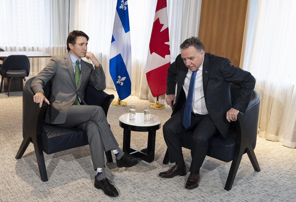 François Legault brandit la menace d'un référendum en immigration