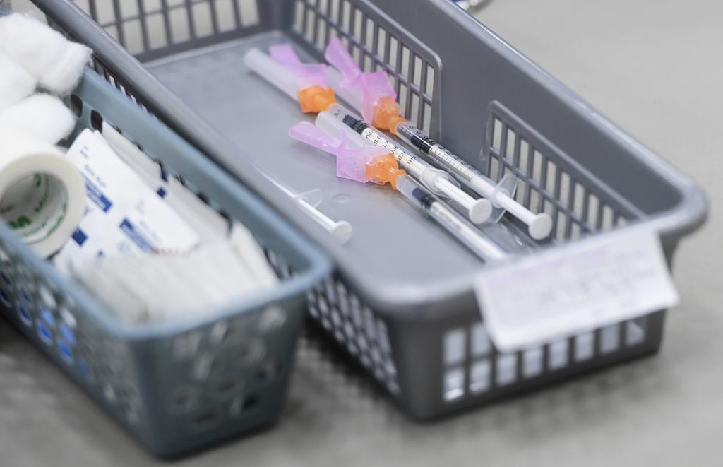 Ottawa ajoute 36 millions $ au programme de soutien aux victimes d’une vaccination