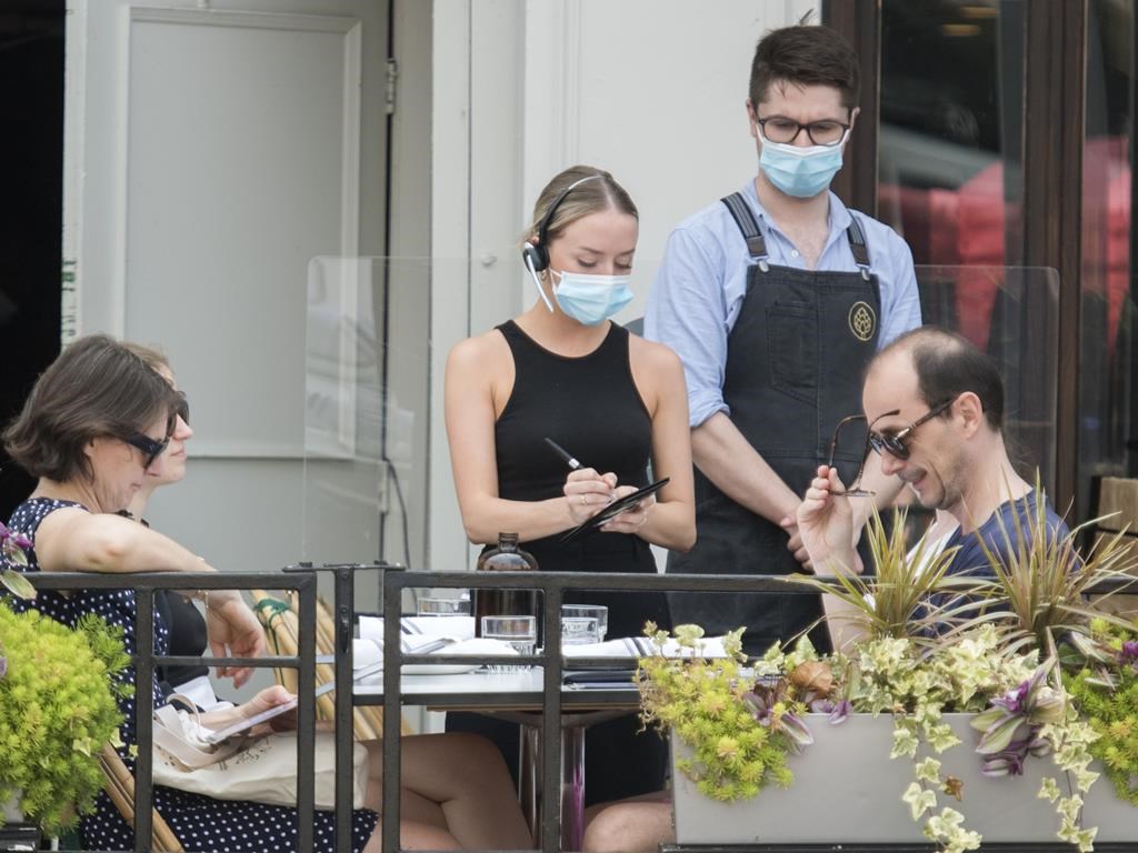 Le taux d'accueil en français recule à Montréal, le «Bonjour-Hi» plus populaire