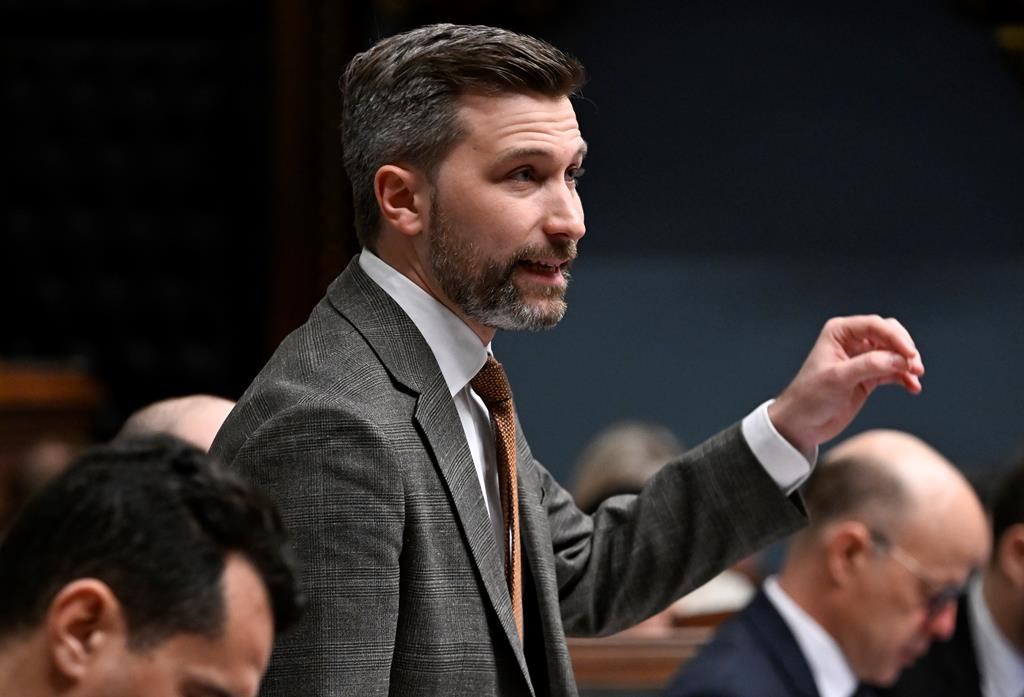 Le PQ en tête tandis que QS perd des appuis, selon un nouveau sondage Léger-Québecor