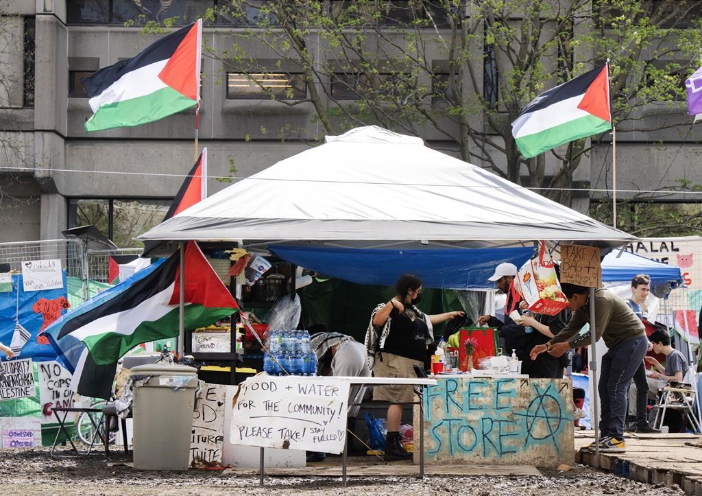 L'Université McGill demande une injonction pour forcer le démantèlement du campement