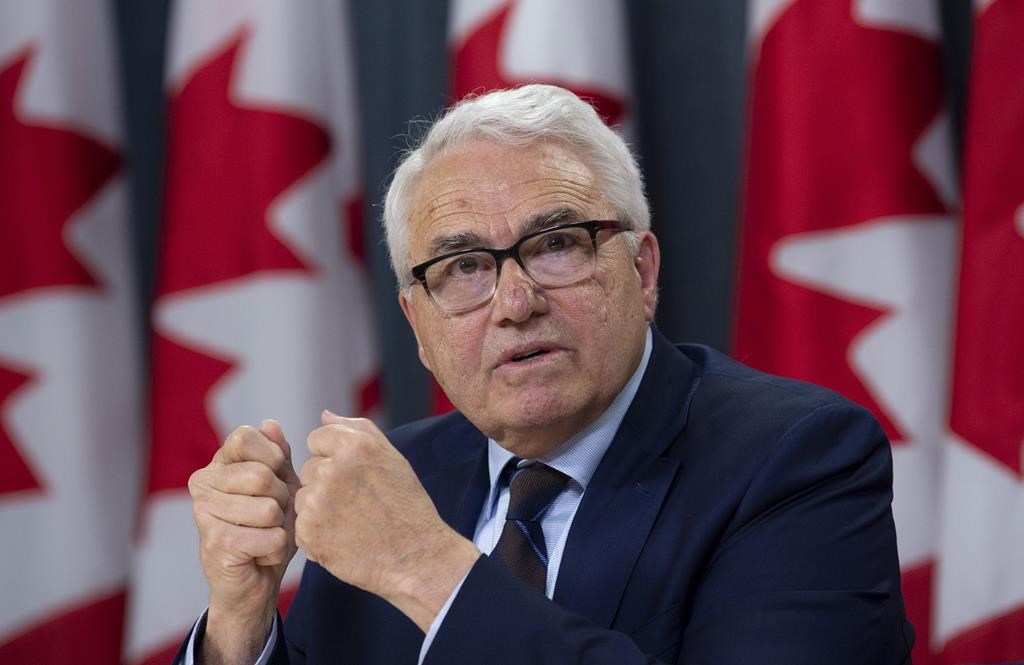 Rapport du Commissaire aux langues officielles: trop d'institutions «récalcitrantes»