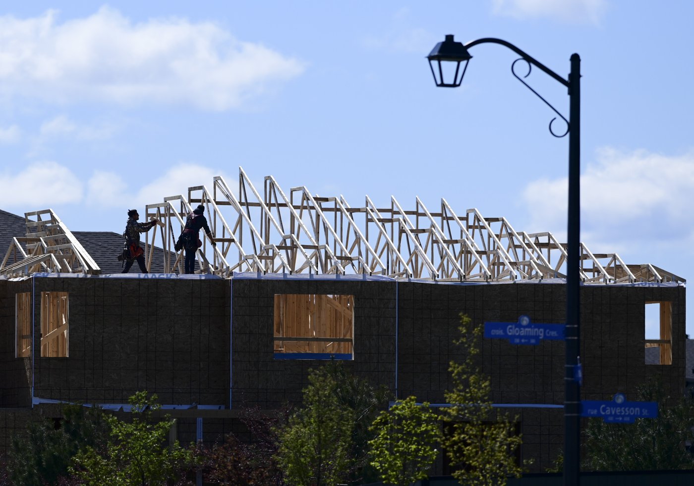 Ottawa et Queen's Park s'entendent pour le financement fédéral sur le logement