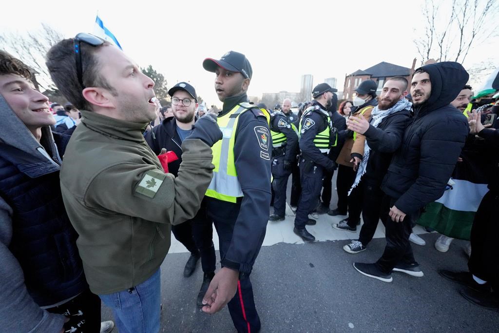 La «rhétorique violente» en hausse depuis l'attaque du 7 octobre, selon le SCRS