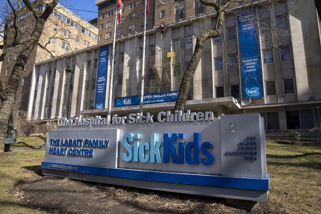 L'Ontario devra trouver plus de 33 000 infirmières et 51 000 préposés d'ici 2032