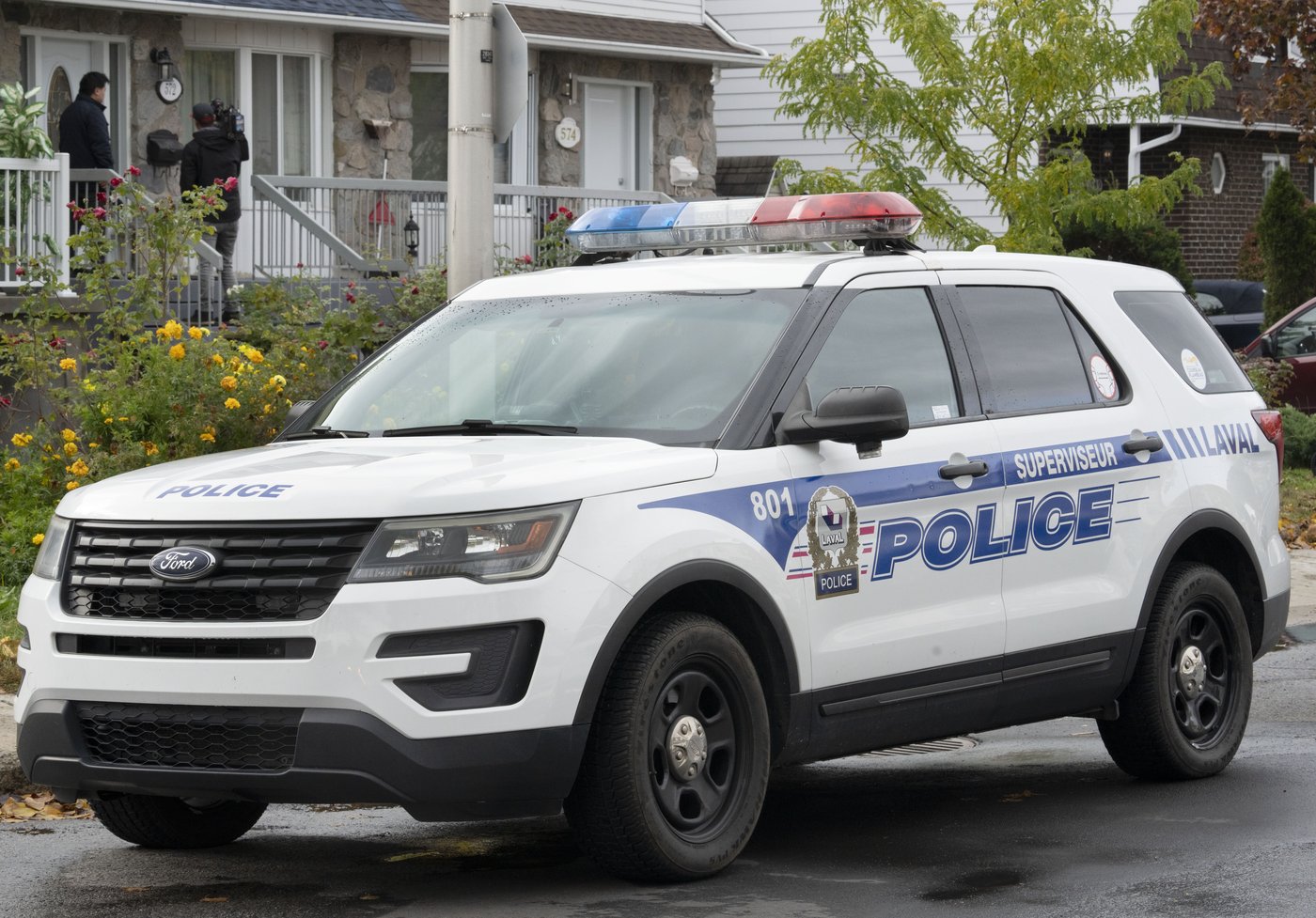 Une femme retrouvée grièvement blessée a succombé à ses blessures à Laval