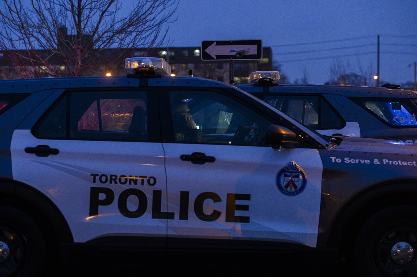 Une fusillade fait un mort et quatre blessés près d'une école secondaire à Toronto