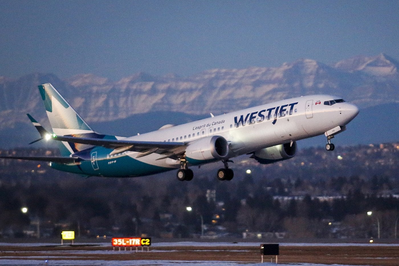 Une nouvelle menace de grève survient chez WestJet à l'approche du long congé