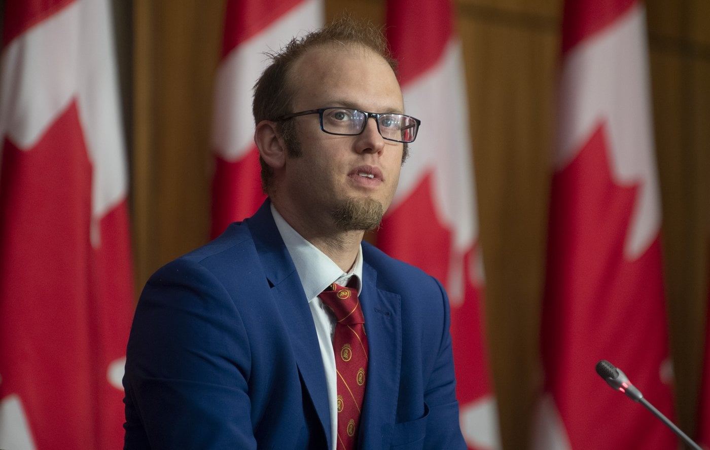 Le député libéral Nate Erskine-Smith surpris qu'Arnold Viersen se soit senti «piégé»