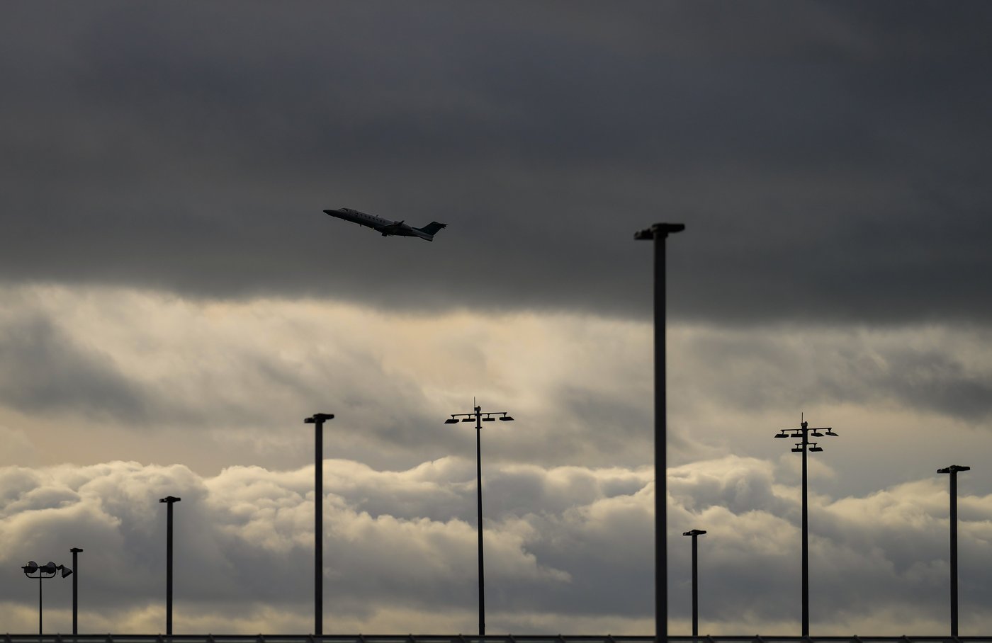 «Grève d'un jour» dans les services alimentaires de l'aéroport de Vancouver jeudi