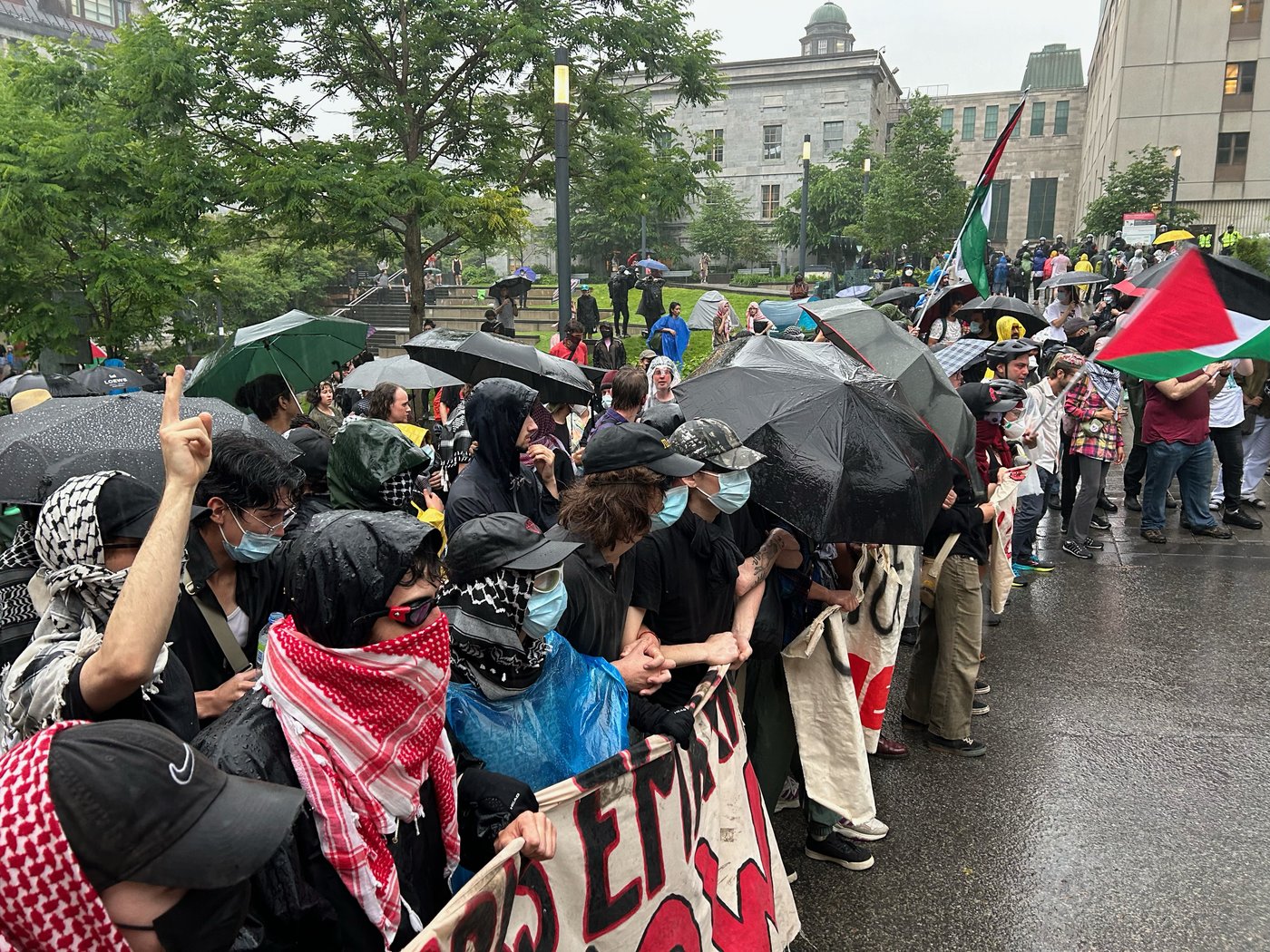 L'Université McGill fait une autre proposition afin de s'entendre avec les campeurs