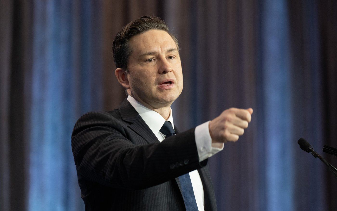 Pierre Poilievre n'investirait «pas une cenne» du fédéral pour un tramway à Québec