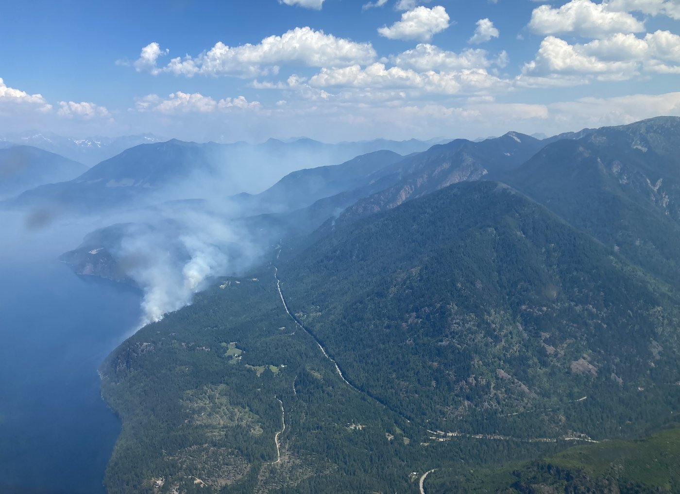 C.-B.: les conditions changeantes nuisent aux équipes dans la région du lac Slocan