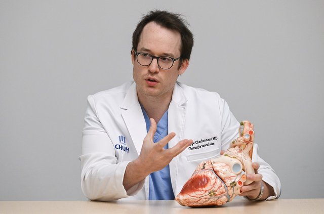Intervention chirurgicale cardiaque sans précédent au CHUM pour sauver une patiente