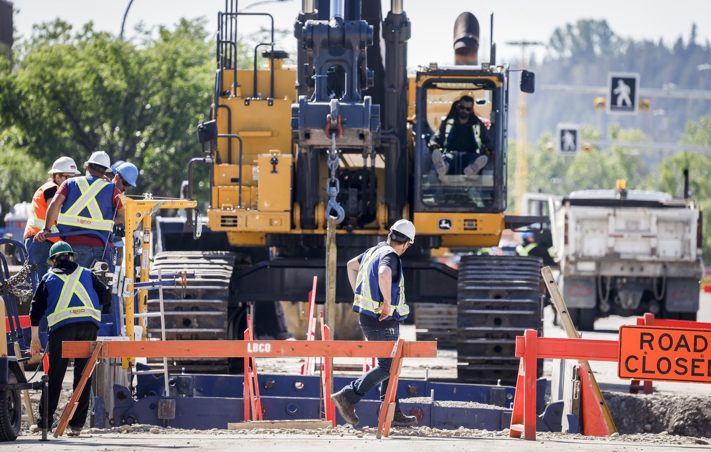 Calgary lève les restrictions d'eau à l'intérieur, mais les maintient à l'extérieur