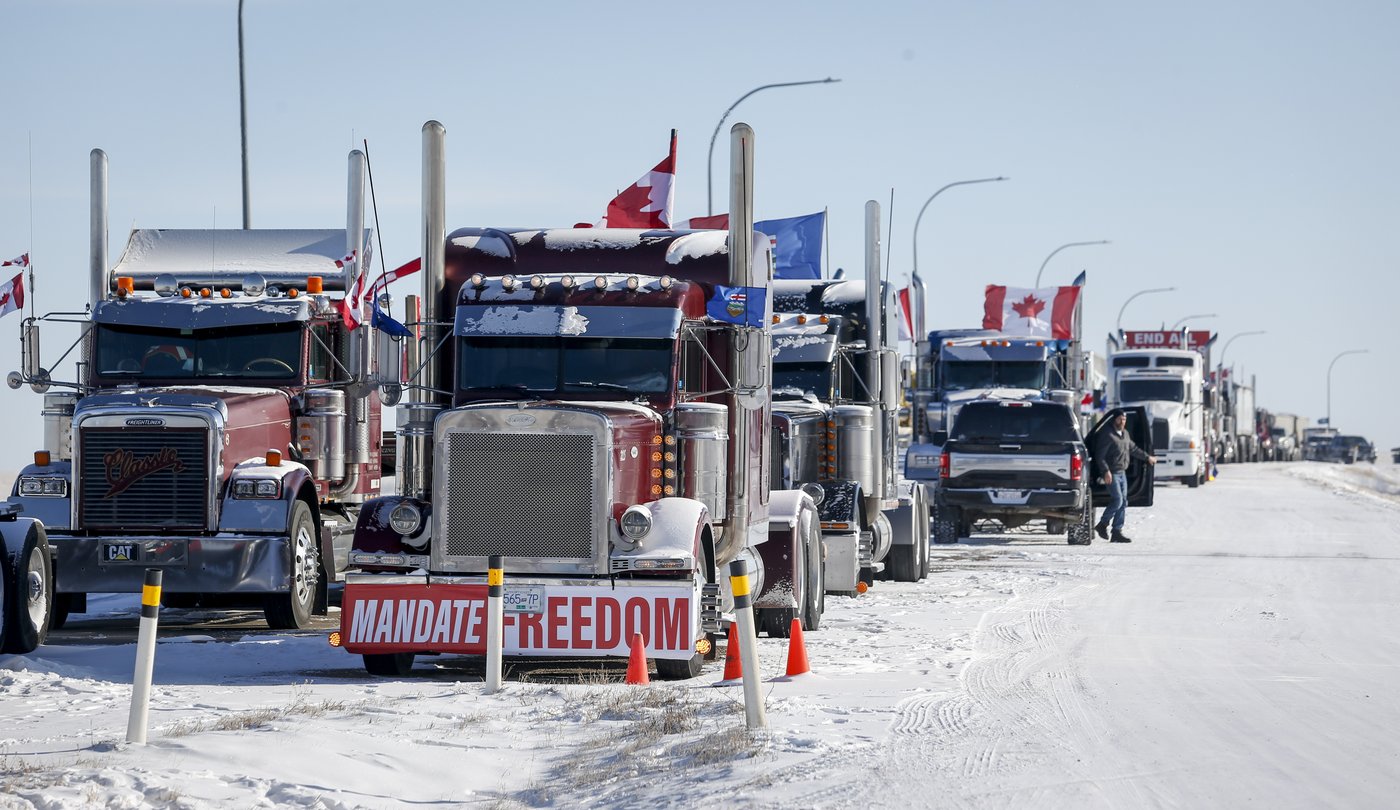 Un camionneur décrit le chaos et la peur au blocus de Coutts devant le tribunal