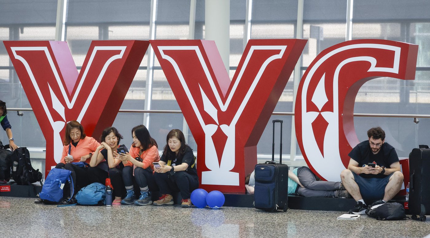 L'aéroport de Calgary a été endommagé par la grêle et la pluie