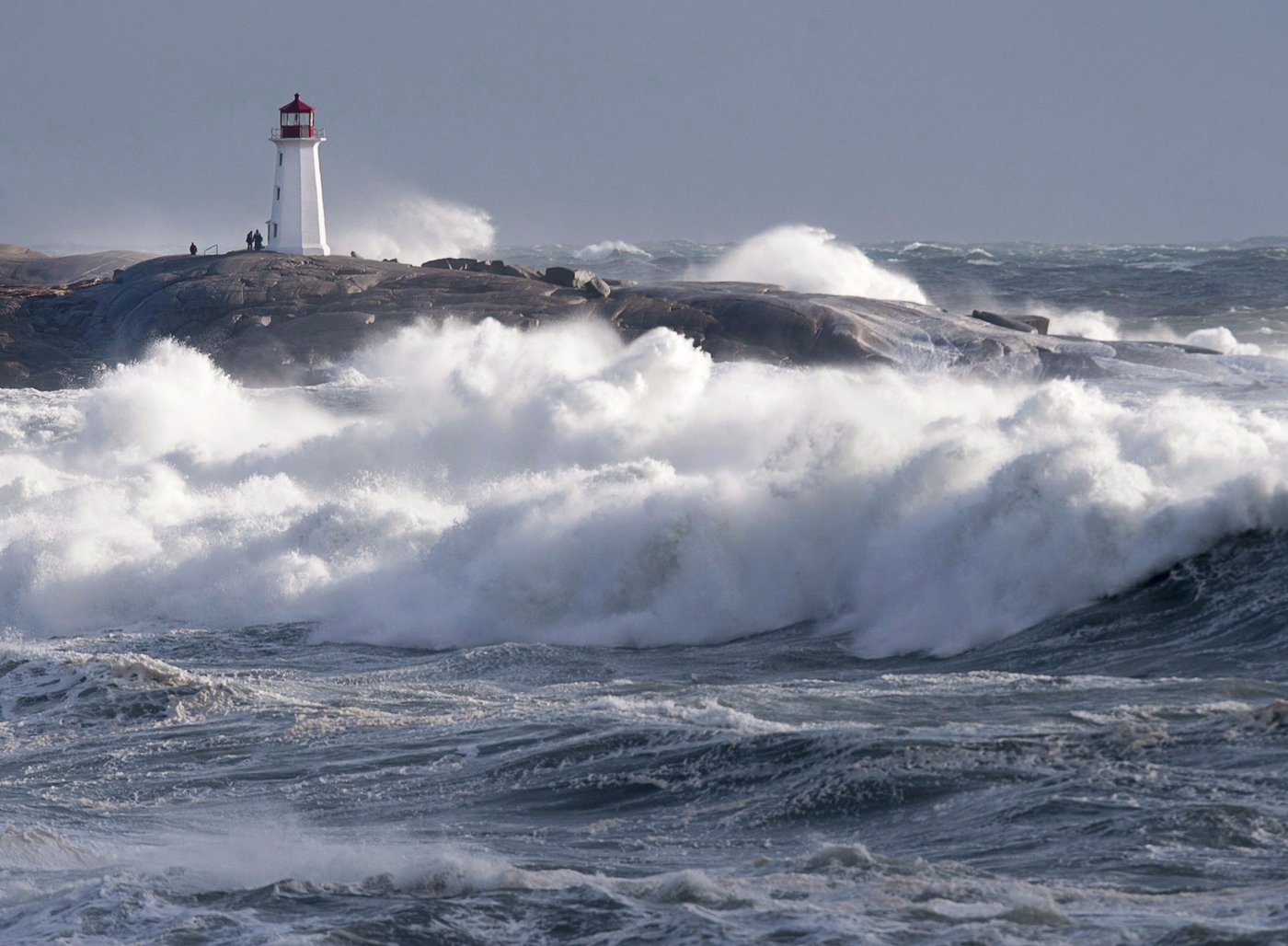 L'ouragan Ernesto devrait apporter de fortes pluies à Terre-Neuve lundi