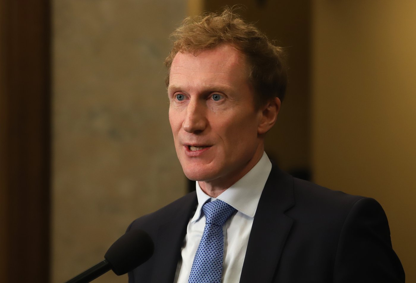 Regroupement familial: le ministre Marc Miller s'est trompé dans les chiffres
