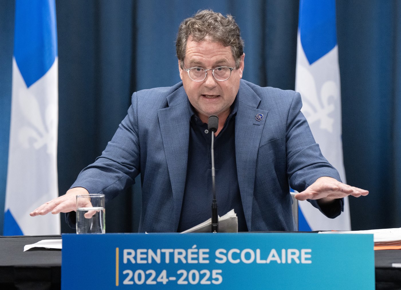 C'est la fin des Lab-Écoles, confirme Bernard Drainville