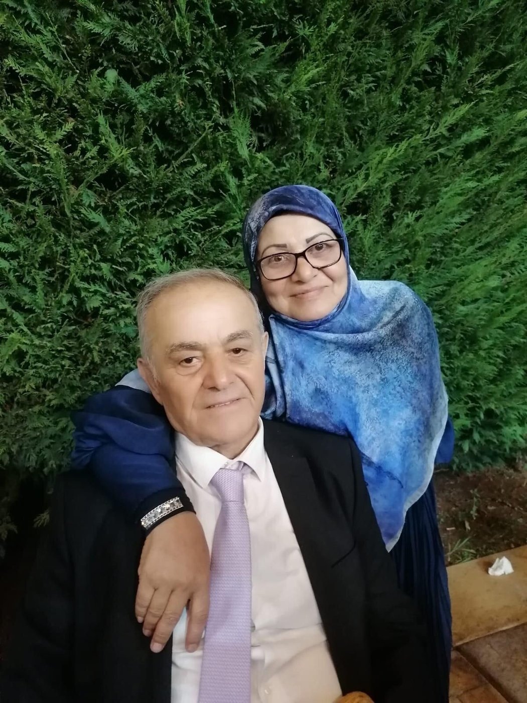 Le fils de deux victimes des frappes israéliennes au Liban demande à Ottawa d'agir