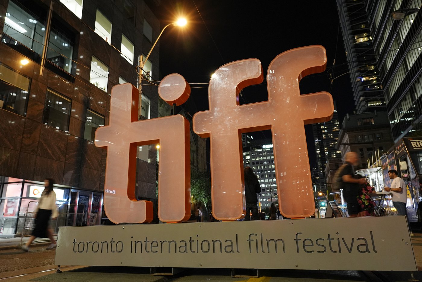 Des manifestants propalestiniens perturbent la soirée d'ouverture du TIFF jeudi