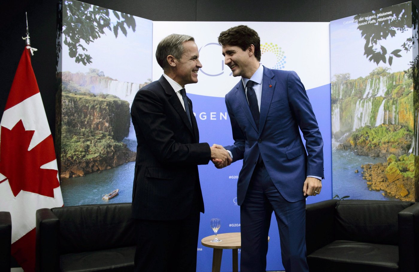 Mark Carney conseillera les libéraux sur l'économie en vue des prochaines élections