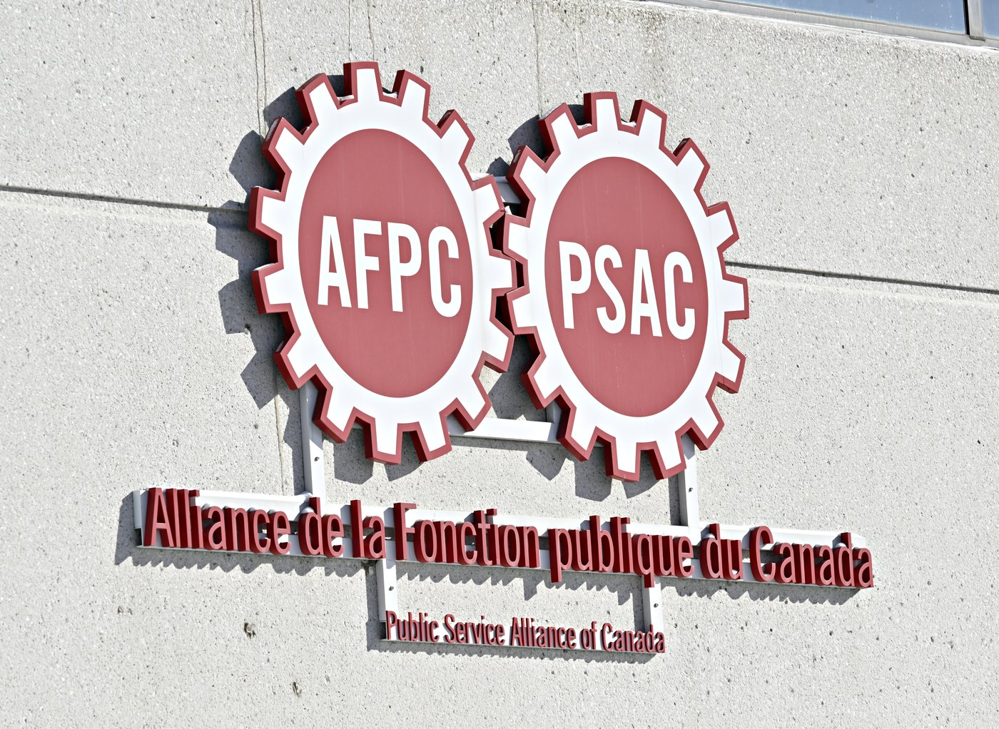 Le télétravail réduit les émissions de GES des fonctionnaires, selon une étude