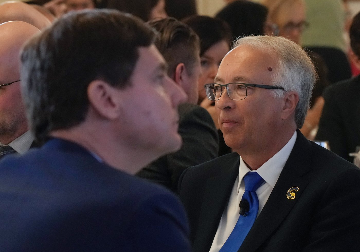 Eby soutient que Rustad instaurerait un système de santé «utilisateur-payeur» en C.B.