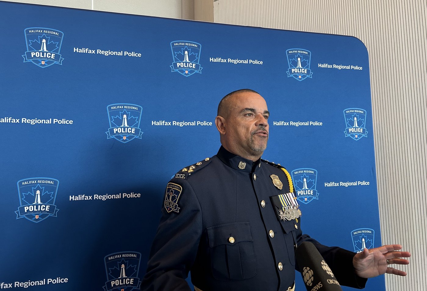 Don MacLean devient le premier chef noir permanent de la police d'Halifax