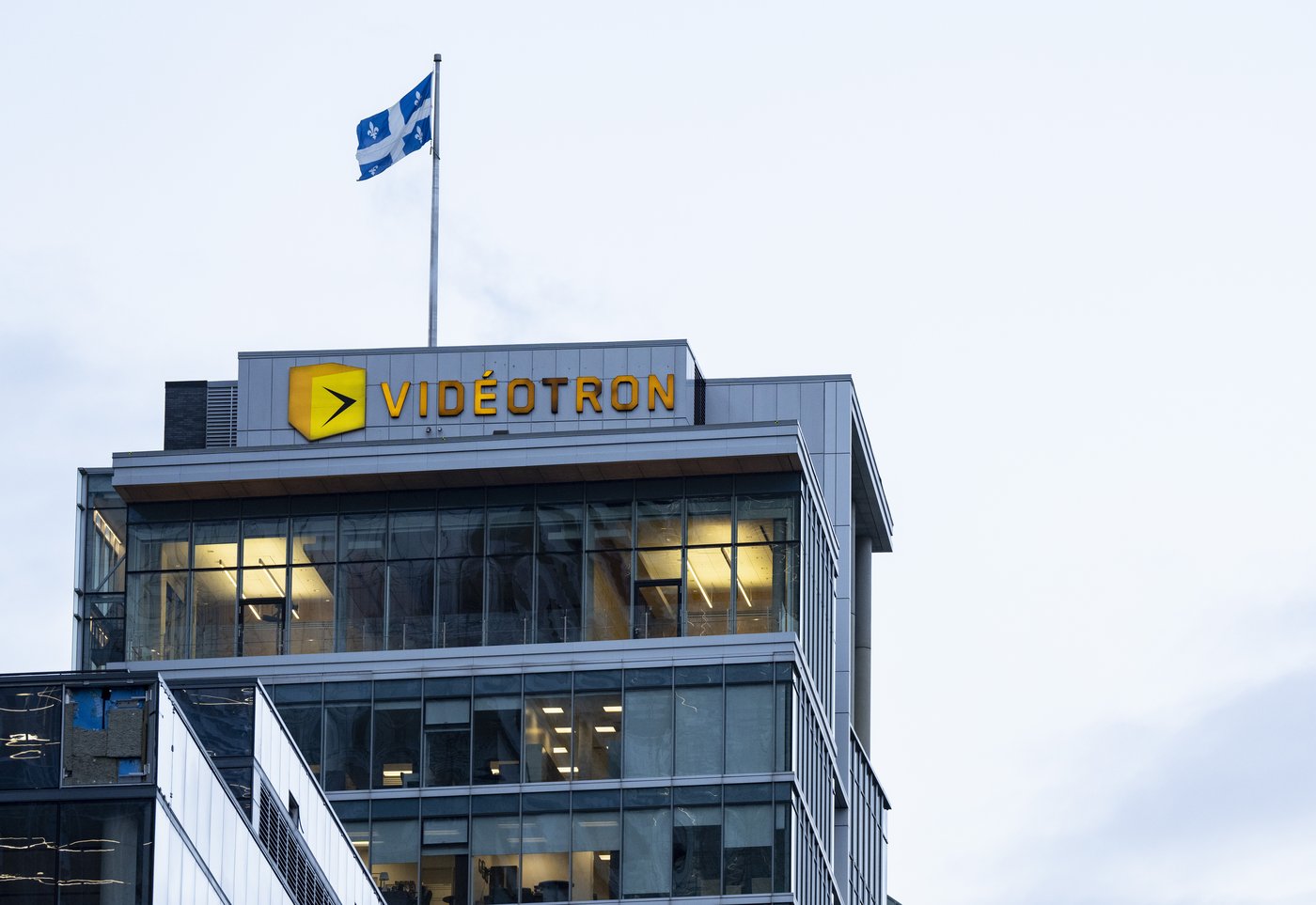 Les travailleurs de Vidéotron valident l'entente de principe après un an de lock-out