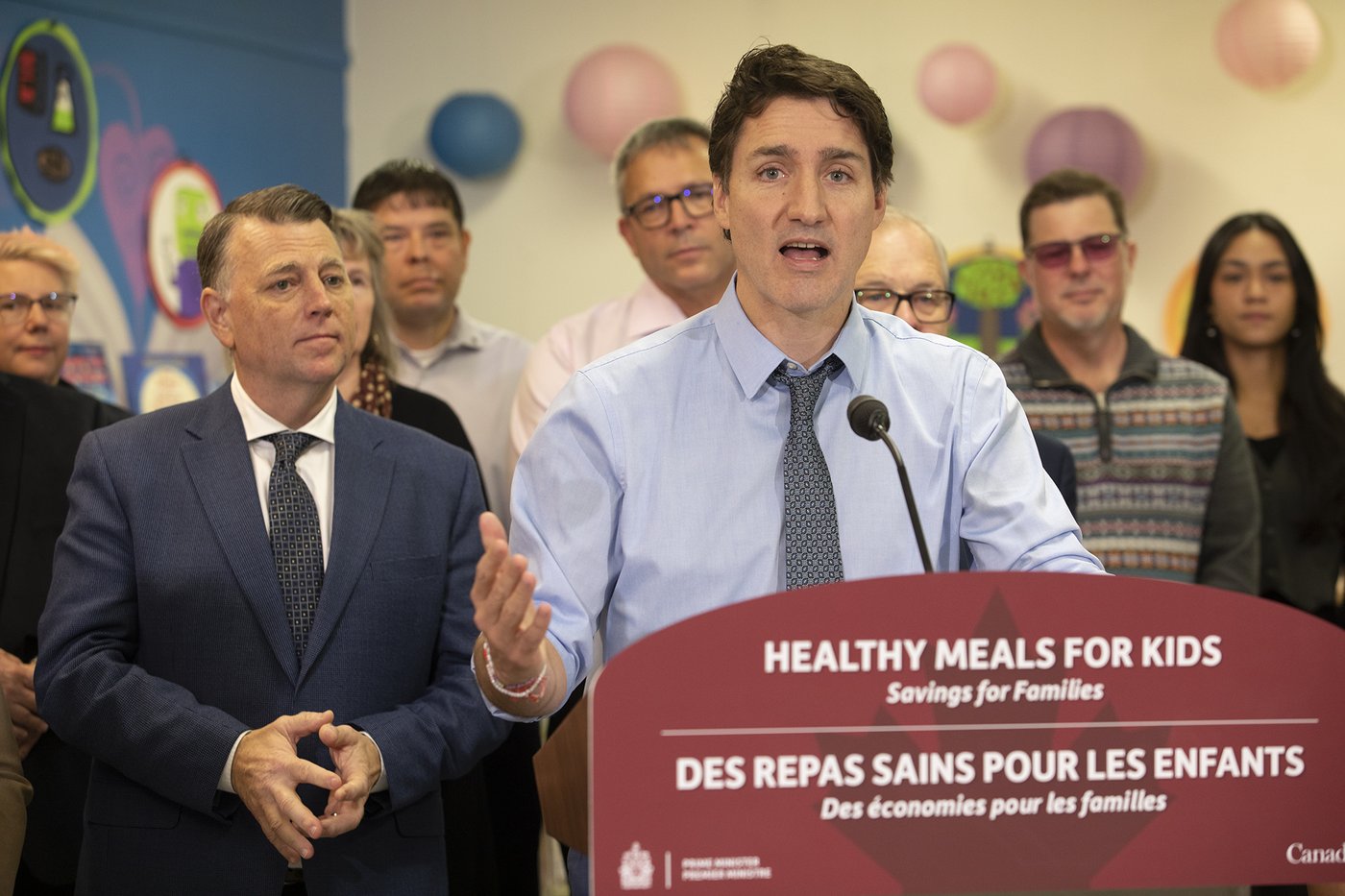 L'avion du premier ministre Trudeau atterrit près de la propriété de Donald Trump