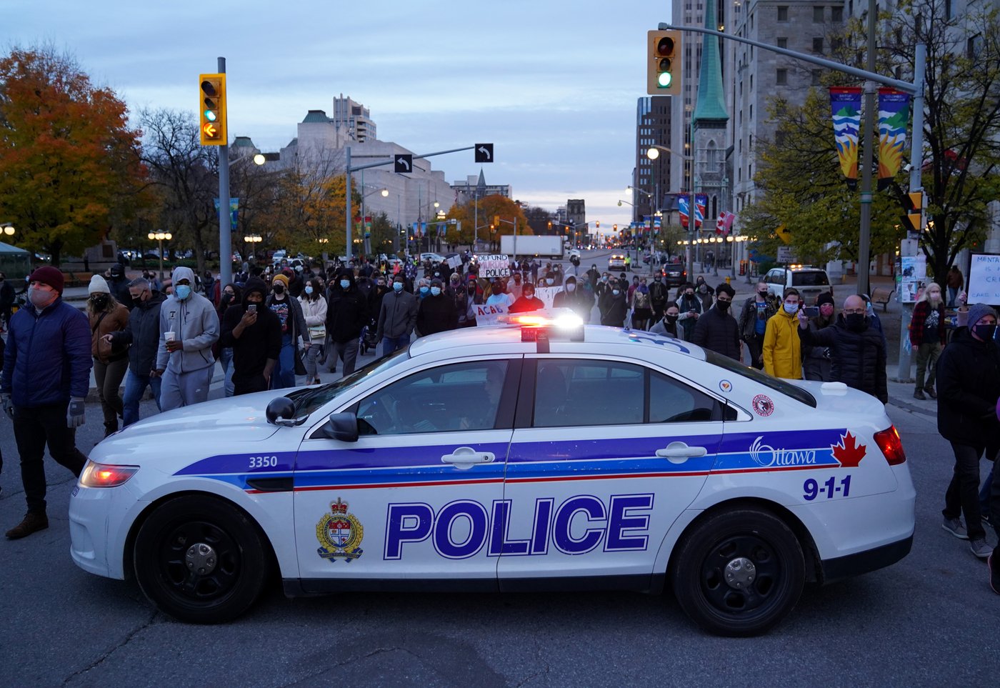Le policier reconnu non coupable de la mort d'Abdirahman Abdi témoigne