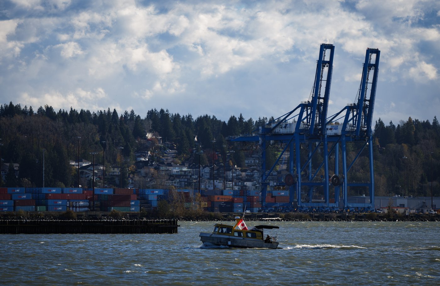 Des entreprises souhaitent la fin du lock-out dans les ports en Colombie-Britannique