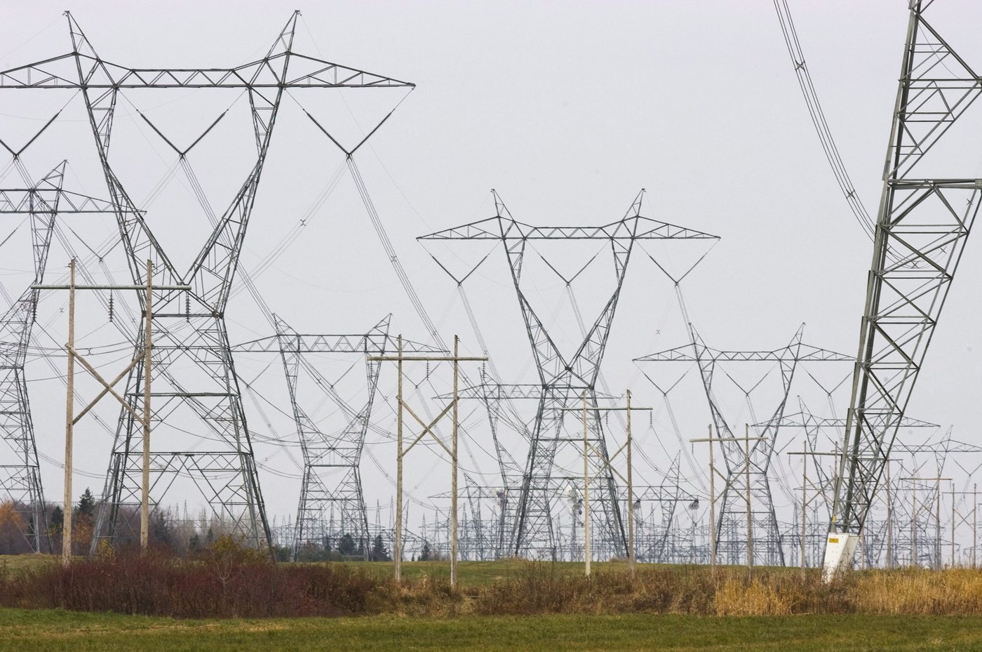 Hydro-Québec amorce l'expansion de ses lignes de transport électrique