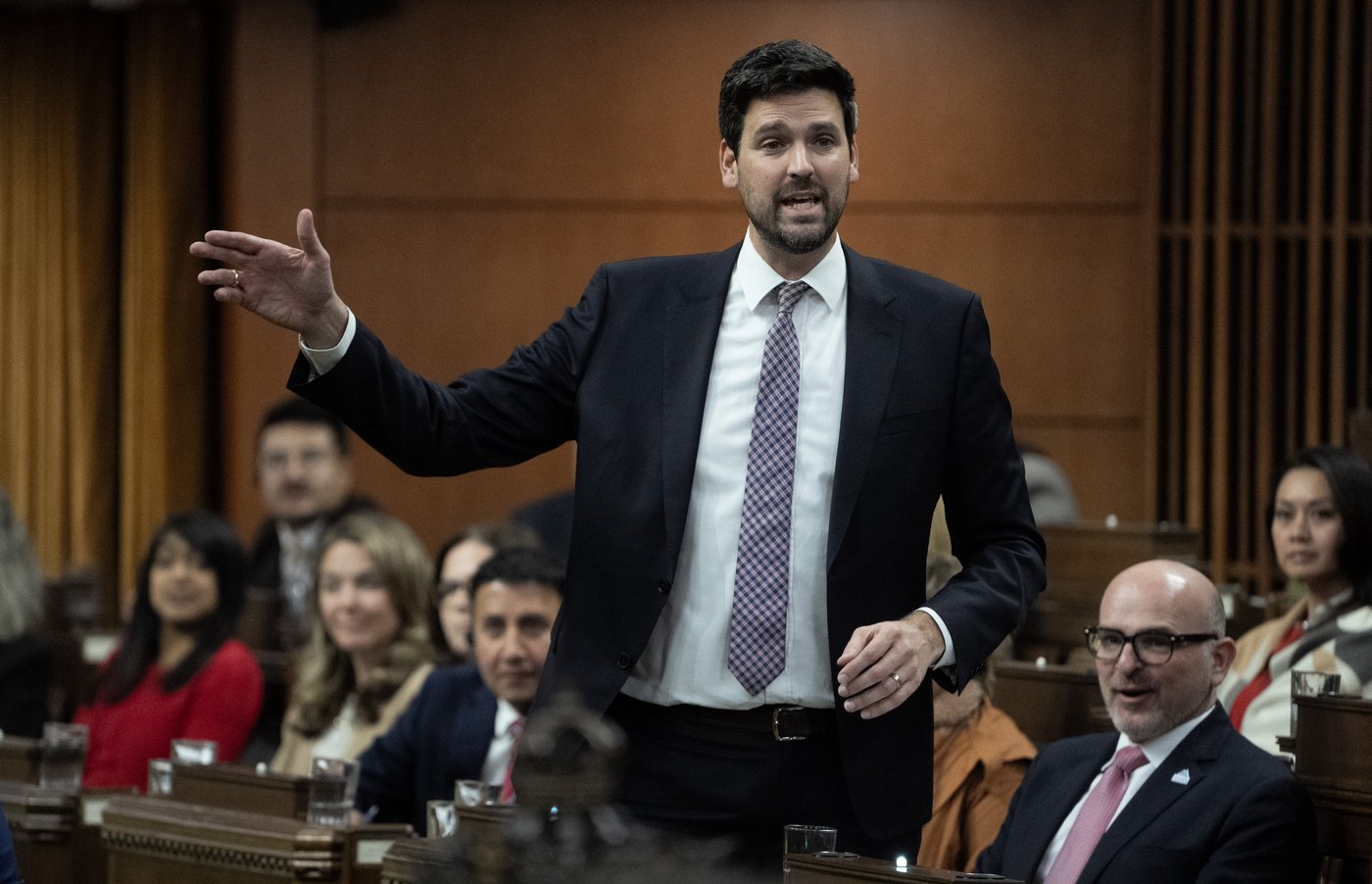 Le ministre libéral du Logement Sean Fraser annonce qu'il ne se représentera pas