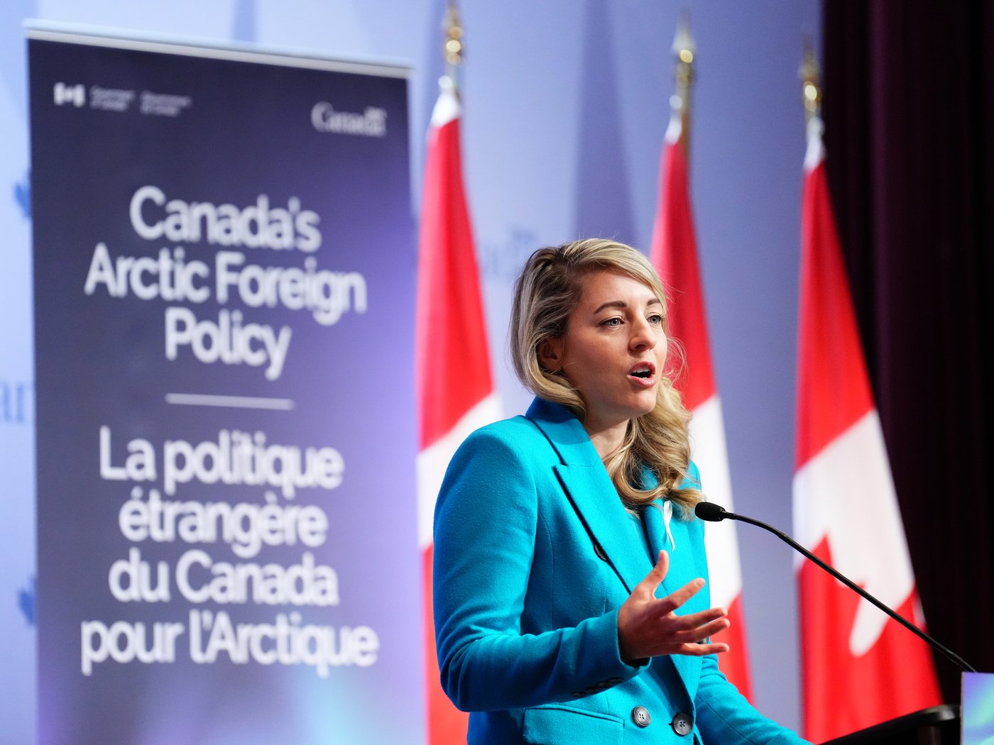 Tarifs: Mélanie Joly promet de «se battre pour chacune des jobs au Canada»